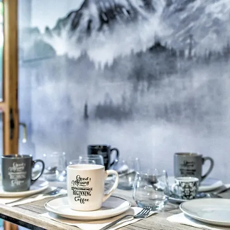 Snowflakes Retreat - Roomy With A View & Relax Solarium Cir 0133 Apartment *