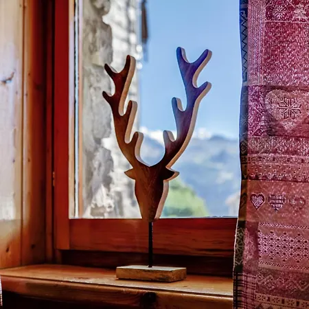 Snowflakes Retreat - Roomy With A View & Relax Solarium Cir 0133 * Champoluc