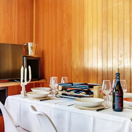 Snowflakes Retreat - Roomy With A View & Relax Solarium Cir 0133 Apartment