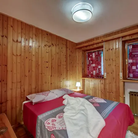 Apartment Snowflakes Retreat - Roomy With A View & Relax Solarium Cir 0133 *