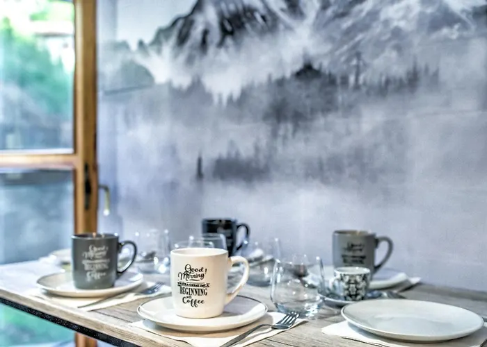 Snowflakes Retreat - Roomy With A View & Relax Solarium Cir 0133 דירה *