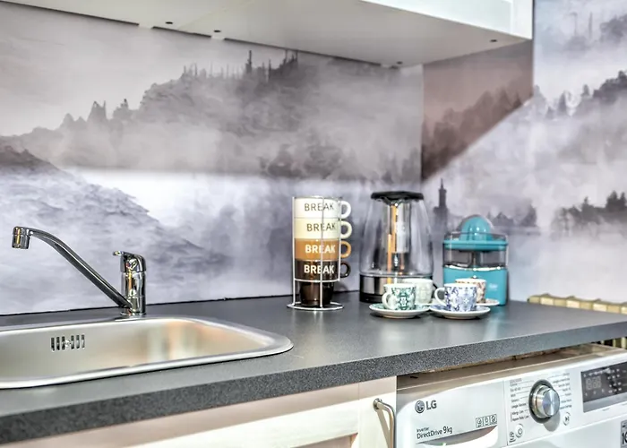 Snowflakes Retreat - Roomy With A View & Relax Solarium Cir 0133 דירה