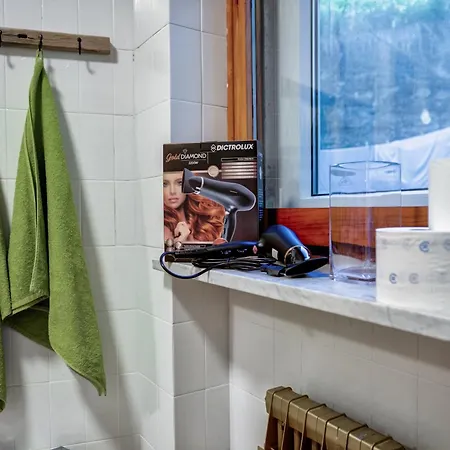 Apartment Snowflakes Retreat - Roomy With A View & Relax Solarium Cir 0133 Champoluc