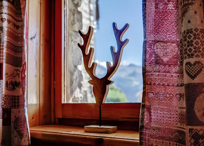 Snowflakes Retreat - Roomy With A View & Relax Solarium Cir 0133 * Champoluc